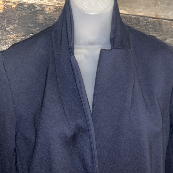 Old Navy Navy Blazer - Picture 3 of 9